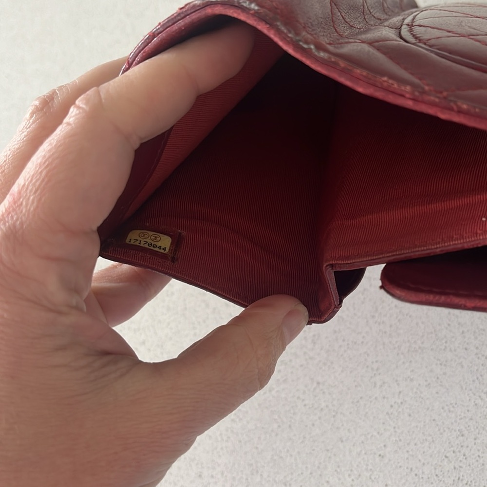 Red Flap Chanel Wallet - Picture 4 of 8